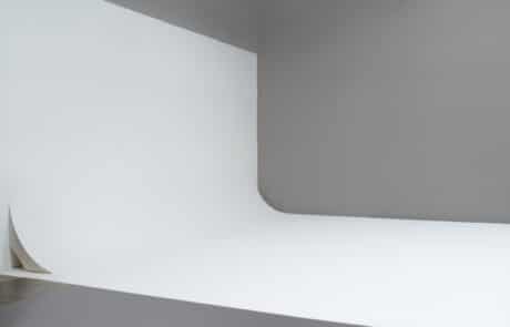 Cyc wall in St. Louis Studio For Rent A white cyclorama wall in a St. Louis rental photo studio