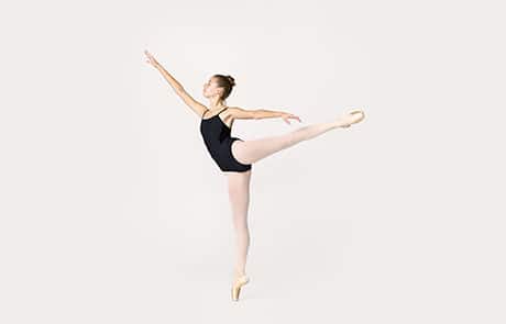 Dancer audition photo dancer doing arabesque
